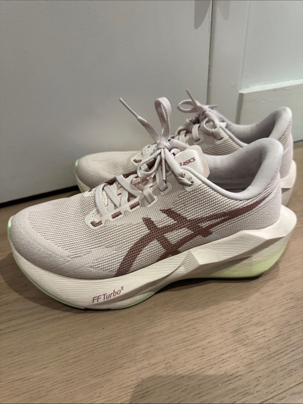 ASICS NOVABLAST 6 - W7